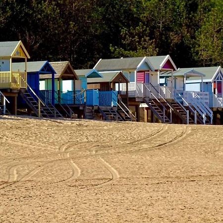 Gone To The Beach Flat 1 Ханстантон Экстерьер фото