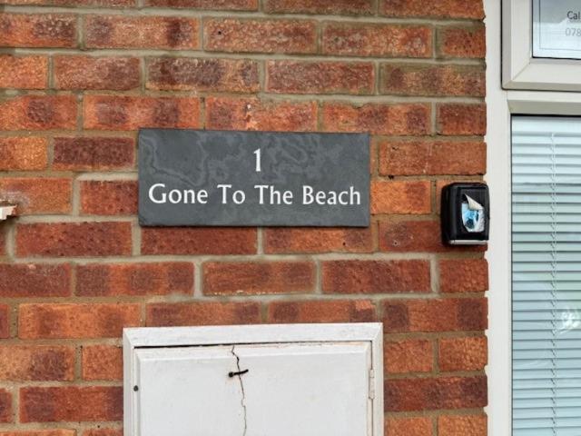 Gone To The Beach Flat 1 Ханстантон Экстерьер фото
